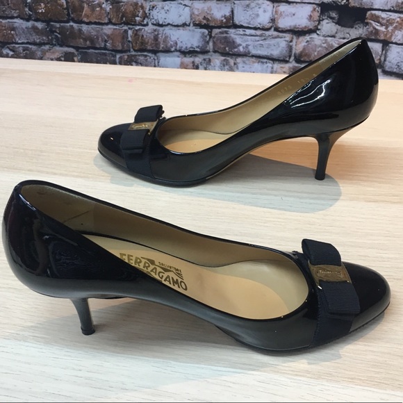 Ferragamo patent pumps - Picture 7 of 15